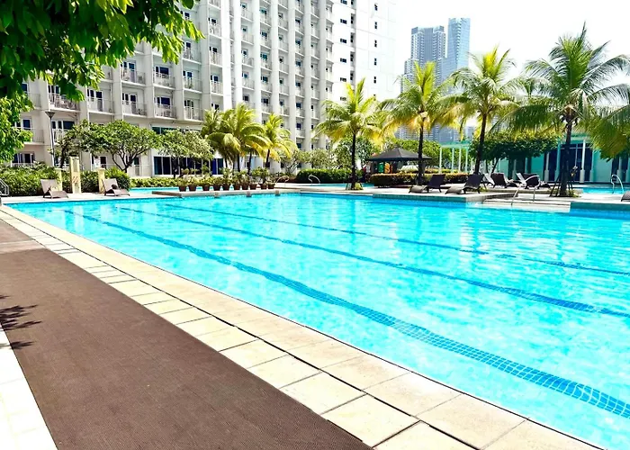 Modern Makati Premium 1 Bedroom At Jazz Residences *